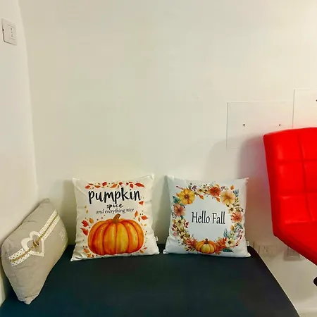 アパート Manzoni バーリ